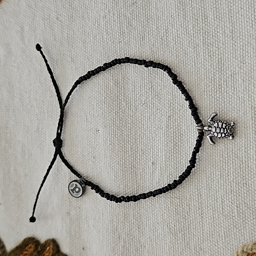 Pura Vida Seed Bead Turtle Bracelet